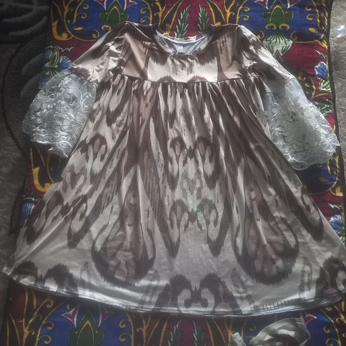 Ayollar kiyimi hadya qilinadi
