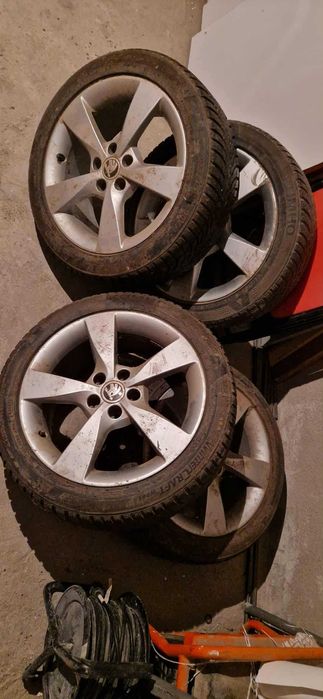 Vand 4 jante cu cauciucuri M+s