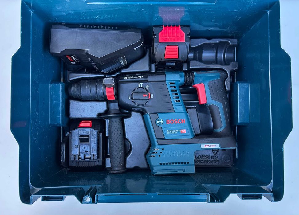 BOSCH GBH 18V-26 F - Безчетков перфоратор 2x18V 8.0Ah като нов!