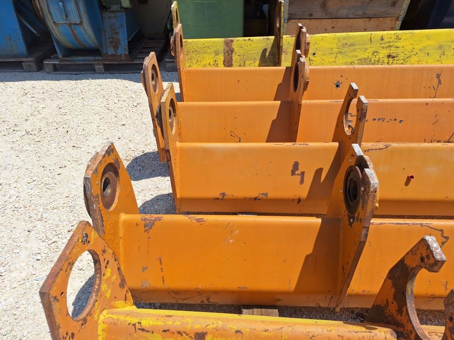 Конзолни кранове 500 и 1000 кг.