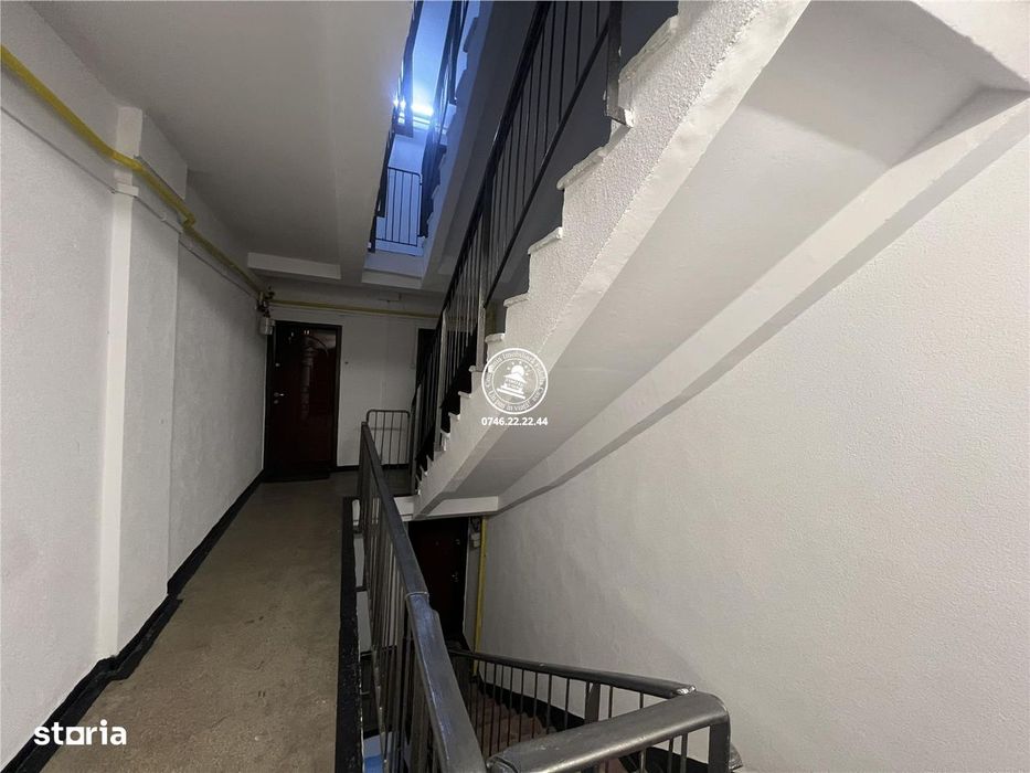 Apartament 3 camere de vanzare Nicolina