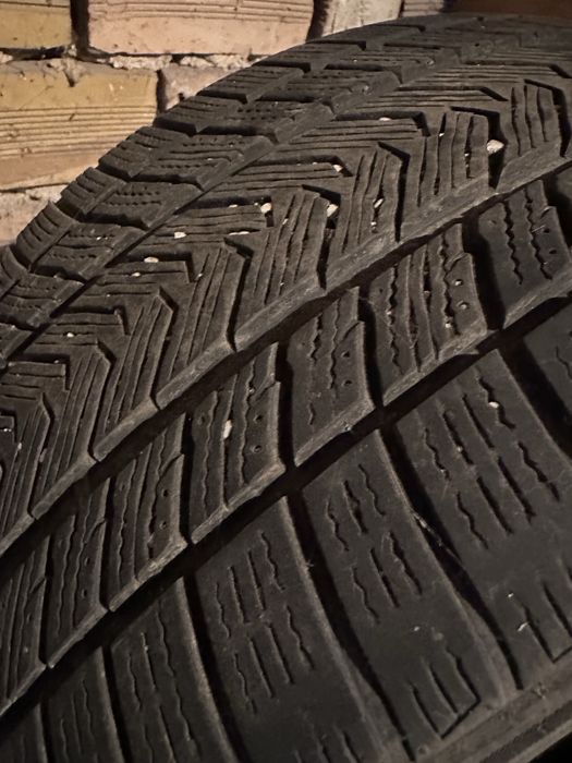 4 бр. Зимни гуми  Gripmax 265 35 20  7 мм. грайфер 320лв. за комлекта