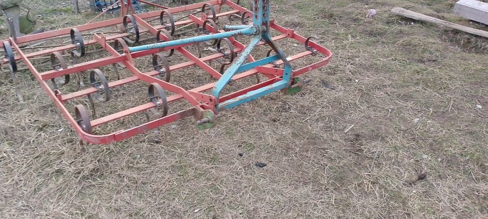 Vând combinator în stare foarte buna.