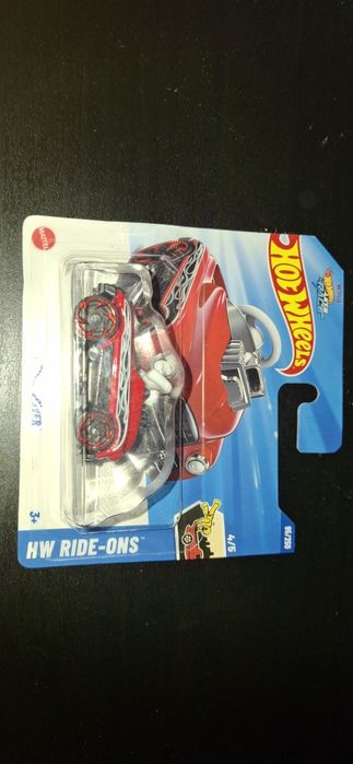 Masinute hot wheels th