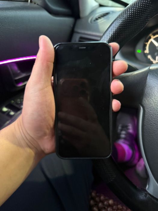 Продам iphone 11 pro 64gb