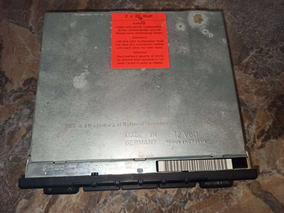 Radio casetofon Becker EUROPA 2000 BE1100 Mercedes W201 W123 W124 W126