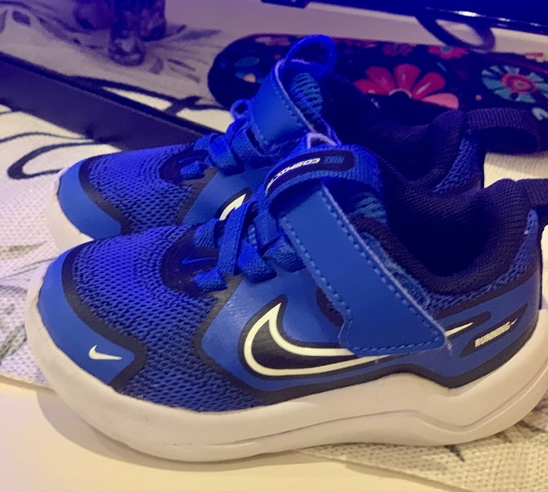 Маратонки Nike 21 номер