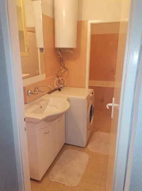 Дава се под наем Тристаен апартамент в Пловдив, Тракия - 78 кв.м за 325 € - Снимка #7