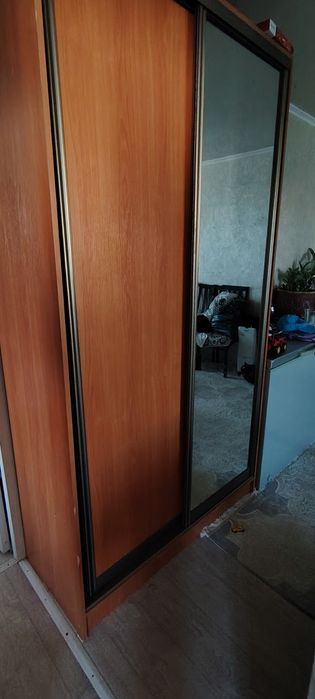 Продам шкаф купэ