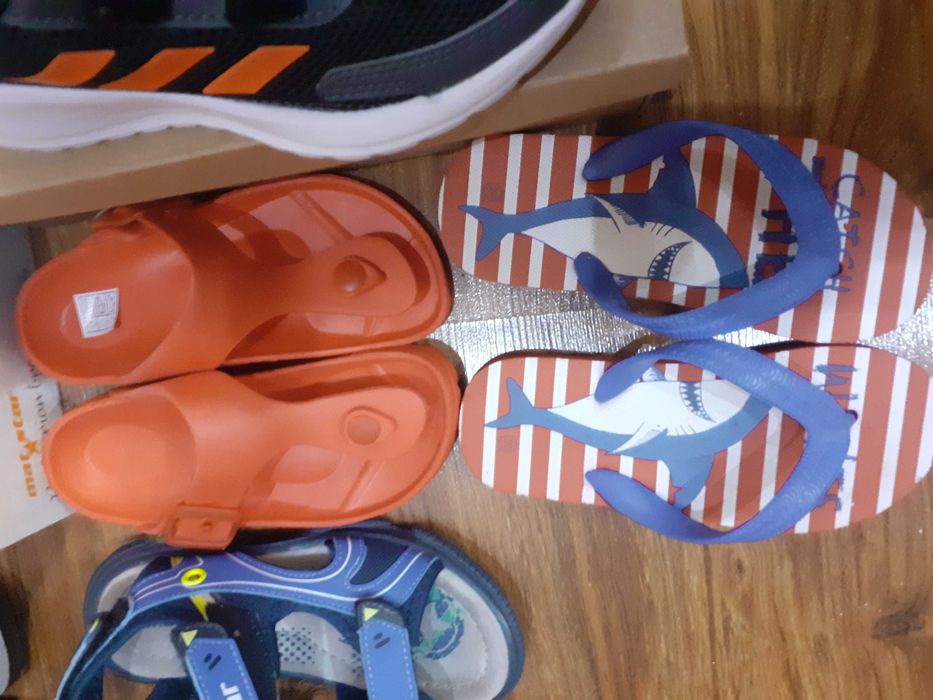 Детски обувки/маратонки/джапанки/сандали