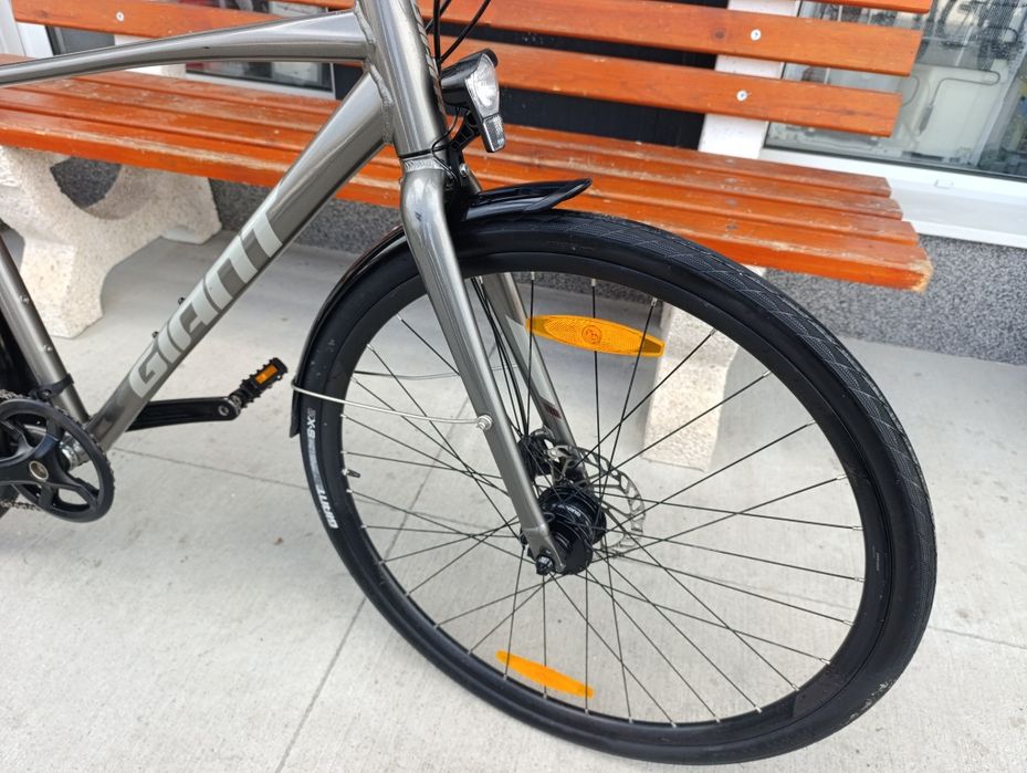 Градски велосипед GIANT Escape размер: 28/М
Велосипедът е изключи