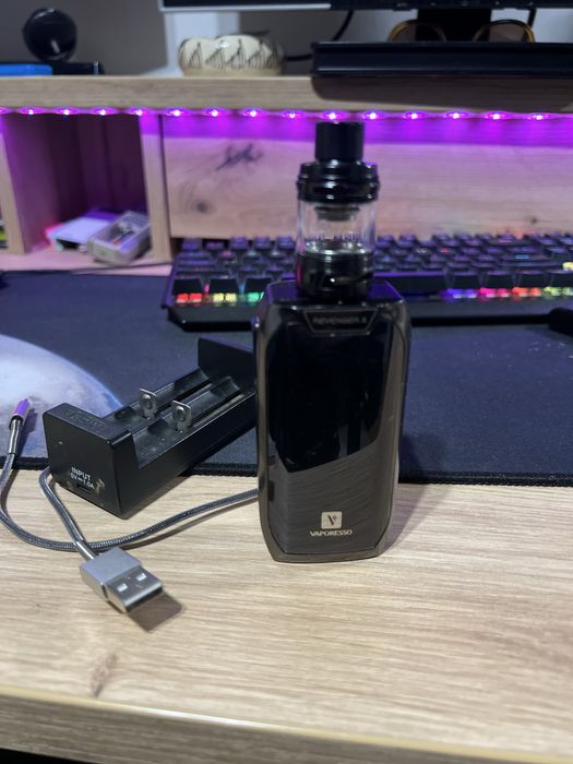 Țigară electronică Vaporesso Revenger X 220W + atomizor NRG