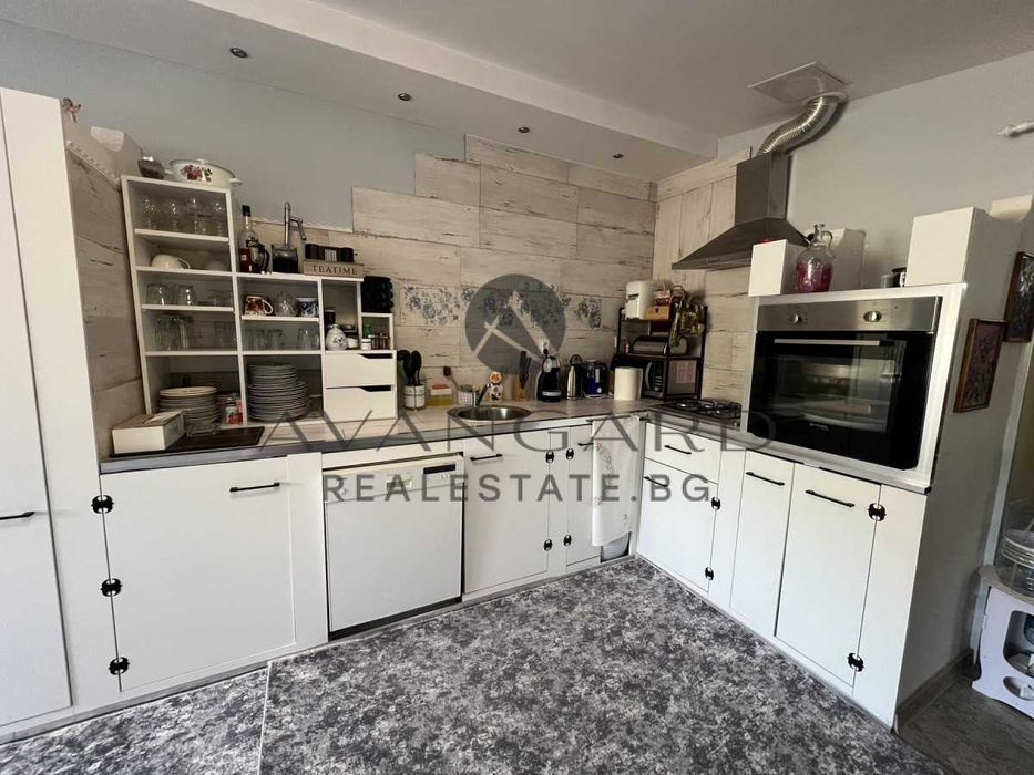 Продава се Къща в с. Момино село, Област Пловдив - 987 кв.м за 355 €/кв.м - Снимка #2