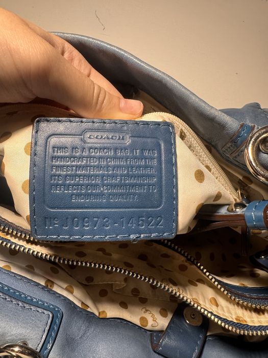 Сумка Coach модель Peyton Leather Carryall.