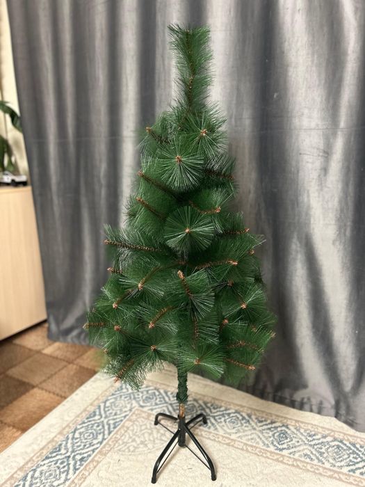 Продам елку 120см