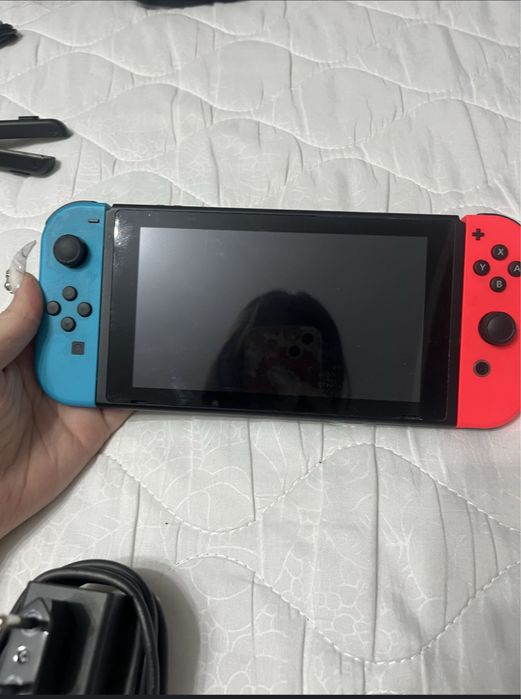 Продам Nintendo switch