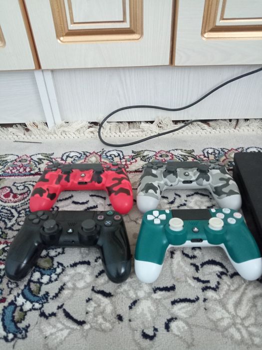 PlayStation 4 xolati zor