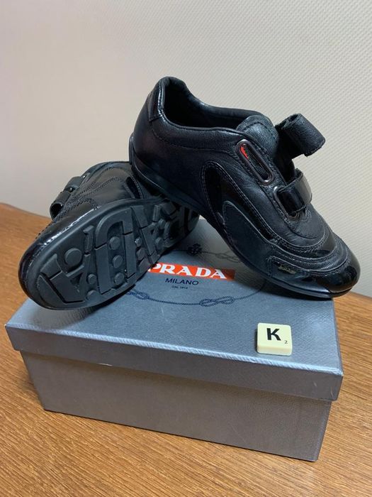 Туфли кроссовки макасы оригинал Prada.