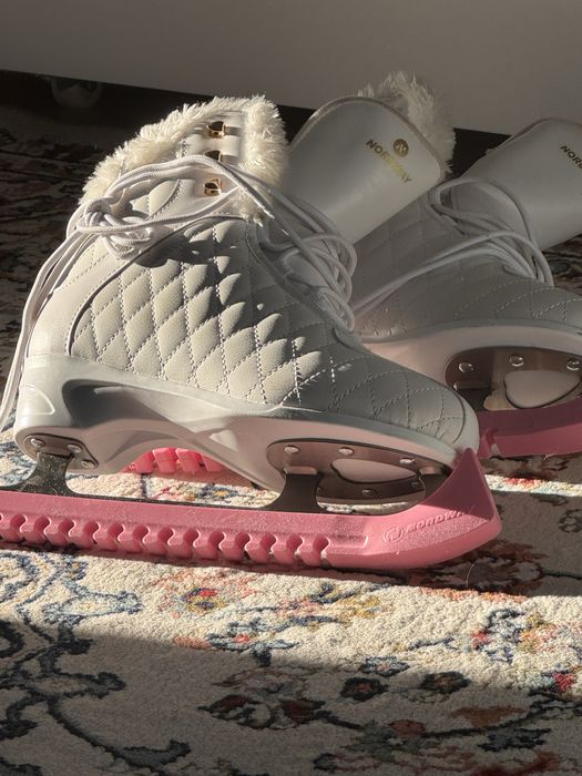 Коньки в отличном состоянии