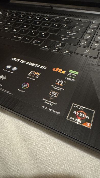 Vand laptop ASUS de gaming ca nou! (Folosit doar 2 ore)