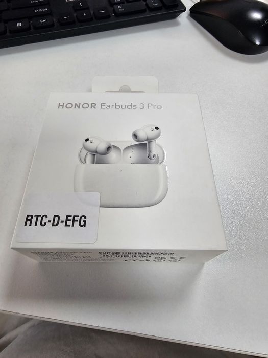 Vând casti wireless HONOR EARBUDS 3 PRO