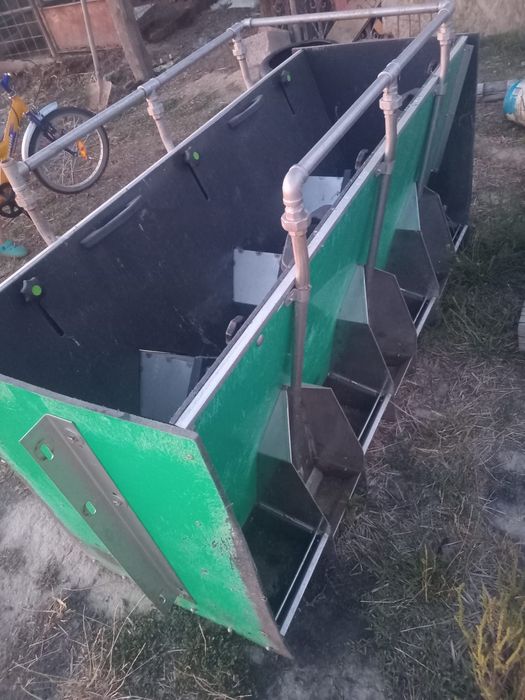 Hrănitoare ,adapatoare