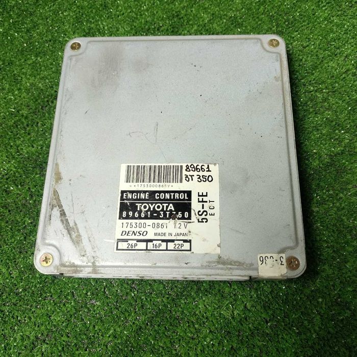 Продам Компьютер двигателя ЭБУ TOYOTA MARK II Qualis 89661 / / 3T350