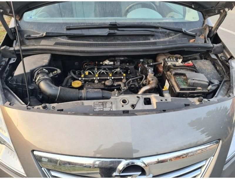 Dezmembrez Opel Meriva B 1.7 cdti facelift flexfix suport bicicleta Op