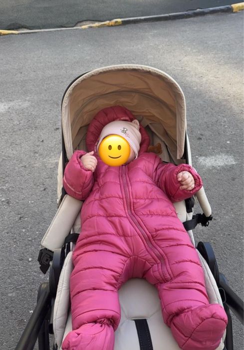 Демисезонный комбинезон на девочку