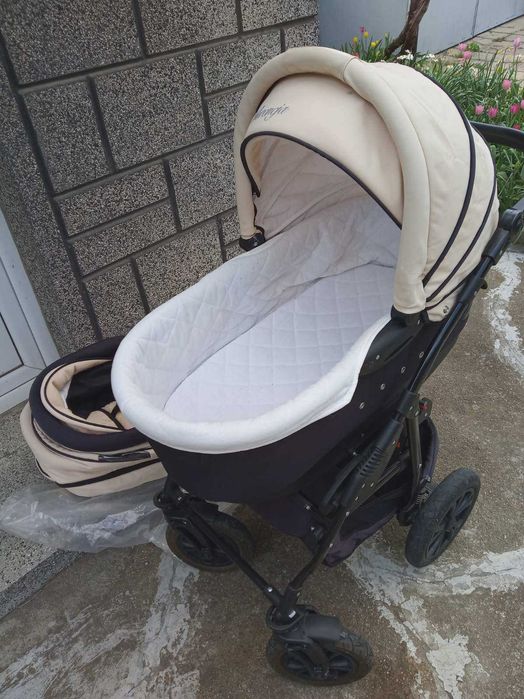 Бебешка количка 2 в 1 Florencia