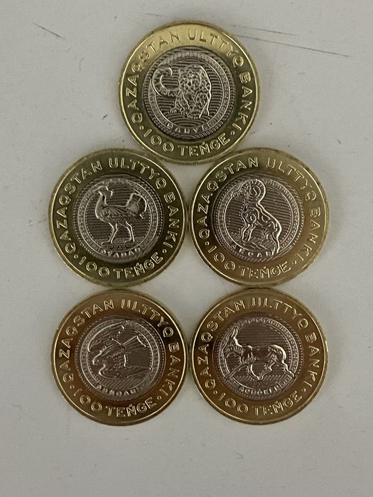 Новые монеты 100 тенге