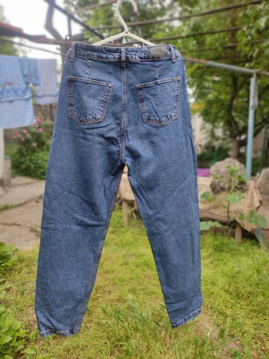 Джинсы женские, свободные