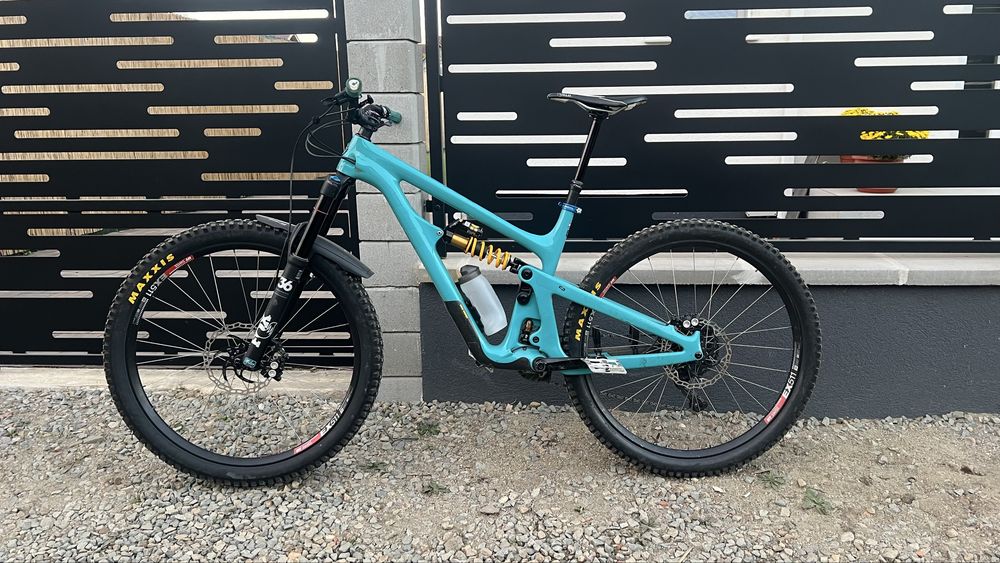 YETI SB150 Marime L
