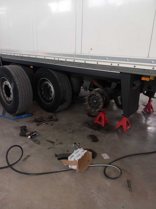 Reparatii Camioane si Semiremorci