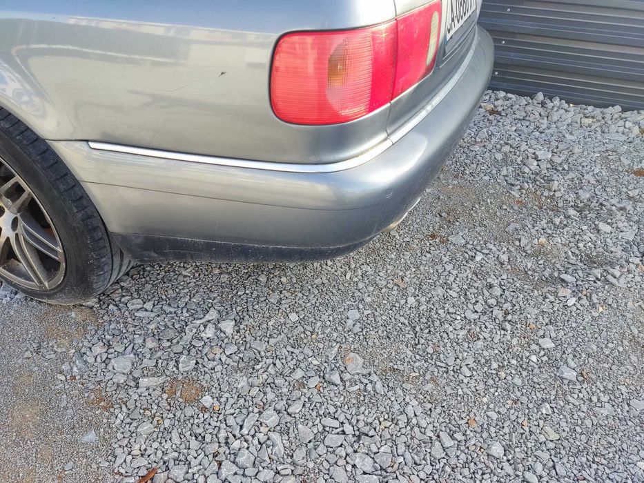 AUDI  А8 D2 4.2 На части