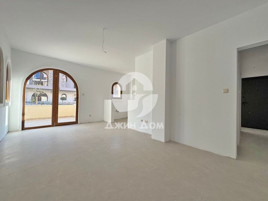 Продава се Двустаен апартамент в с. Кошарица, Област Бургас - 71 кв.м за 1191 €/кв.м - Снимка #4