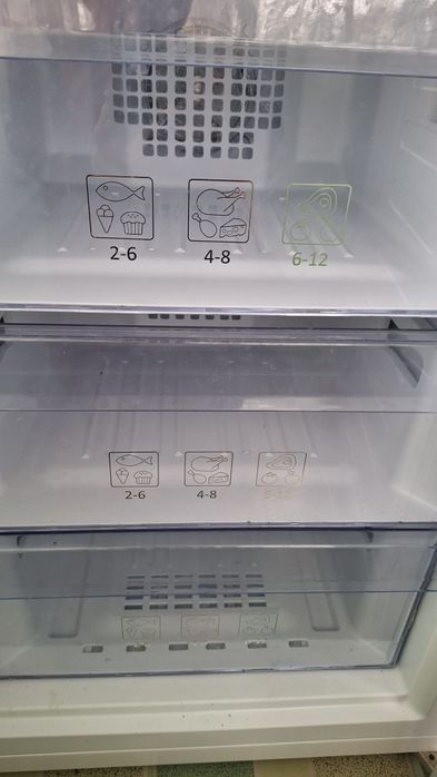 Combina frigorifica Beko Neofrost