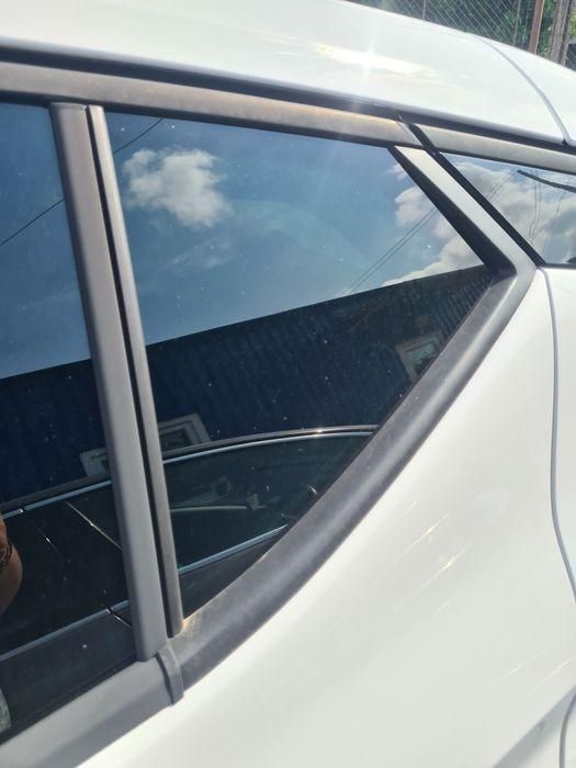 Geam fix cu cheder usa spate Opel Astra K