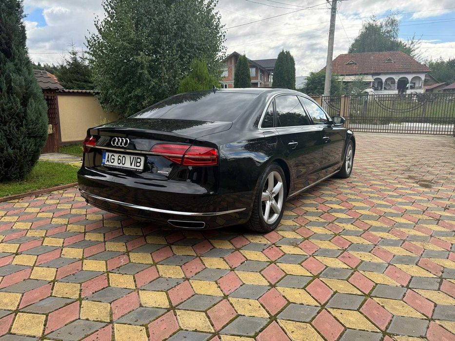 "Vând Audi A8 2015 – preț negociabil,schimb, gata de drum!"