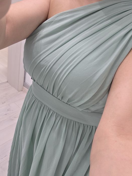 Рокля с едно рамо