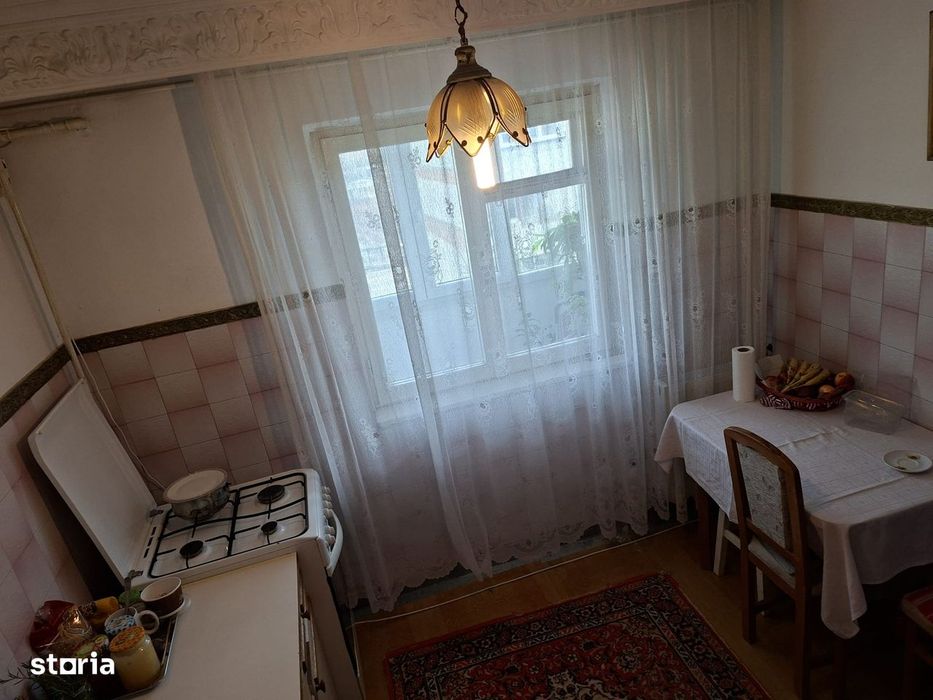 2 camere Popa Șapcă , Decomandat / Centrală , Amplasament DEOSEBIT !