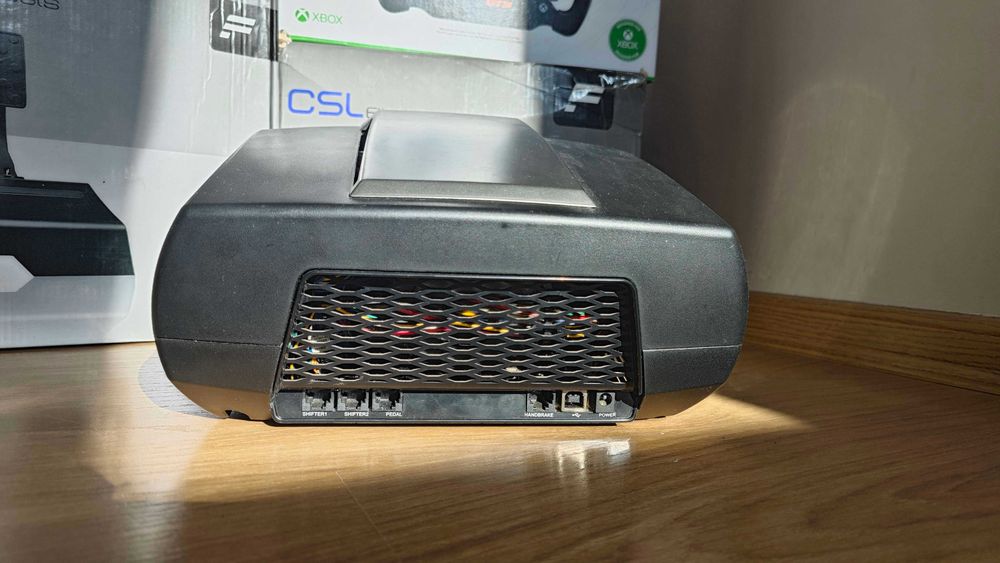 Fanatec CSL Elite база и педали с волан Mclaren GT3