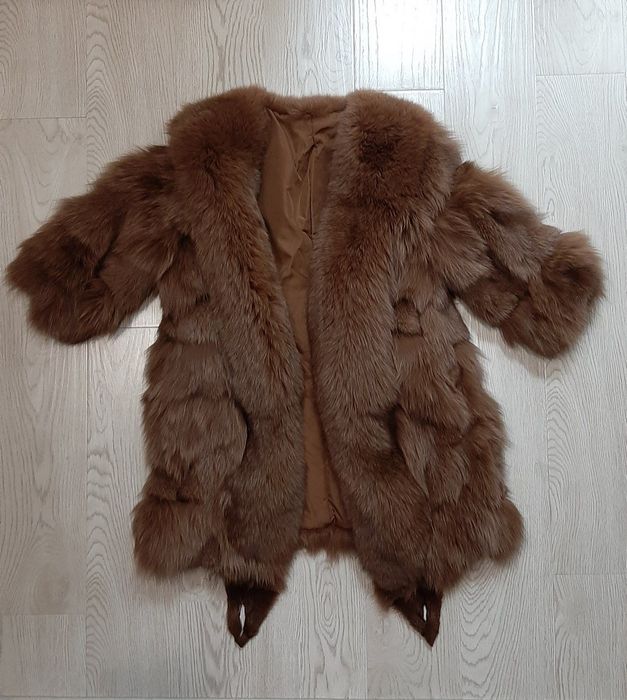 Натуральная шуба из меха лисы