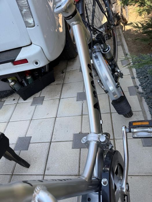 Bicicleta electrica 48v cu acceleratie 2 baterii 30AH