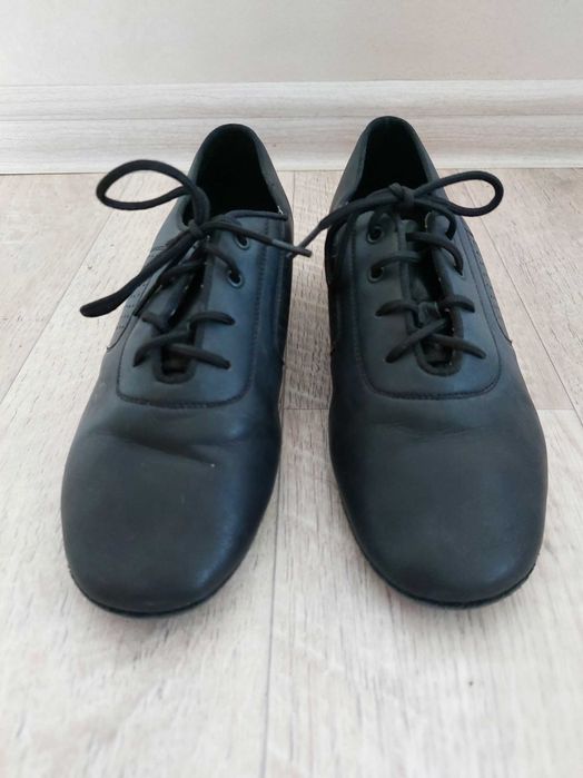 туфли для занятий танцами