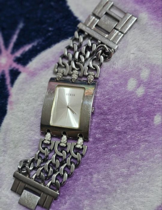 Ceas dama guess