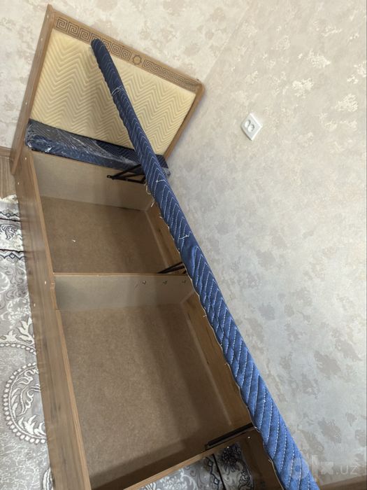 Продаётся односпальновые кровати б/у.
