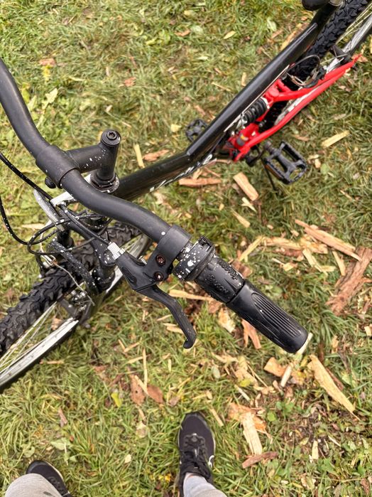 Vând bicicleta mtb in stare buna