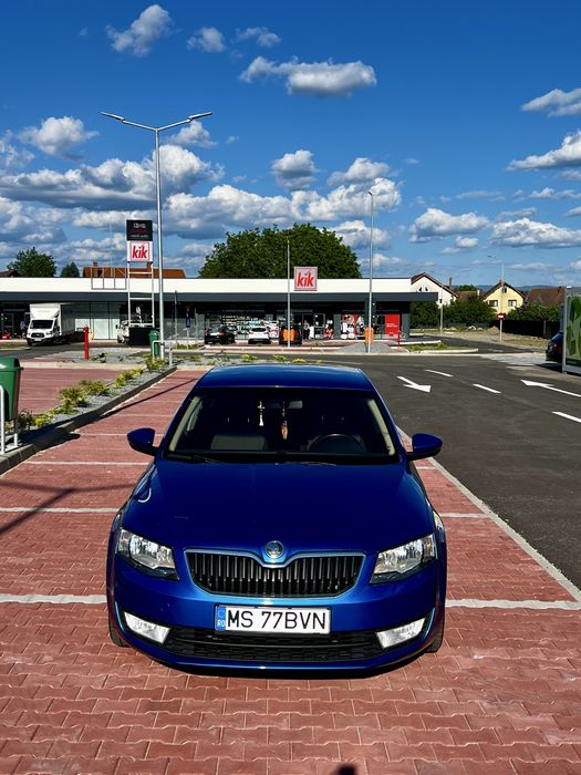 SKODA Octavia 2013 — imagine 5