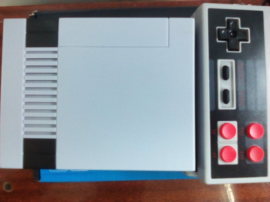 Новые Денди со встроенными 620 играми